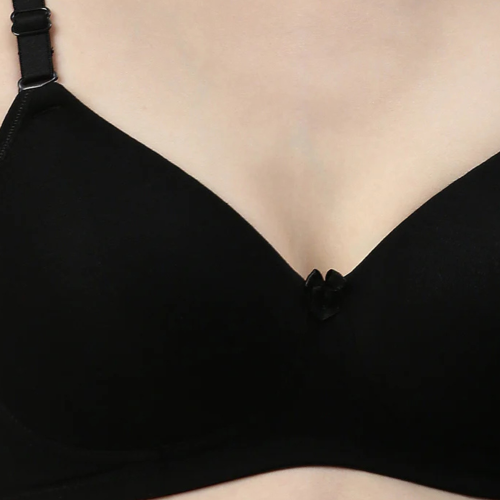 Passion Plunge – Black Seamless Padded Bra